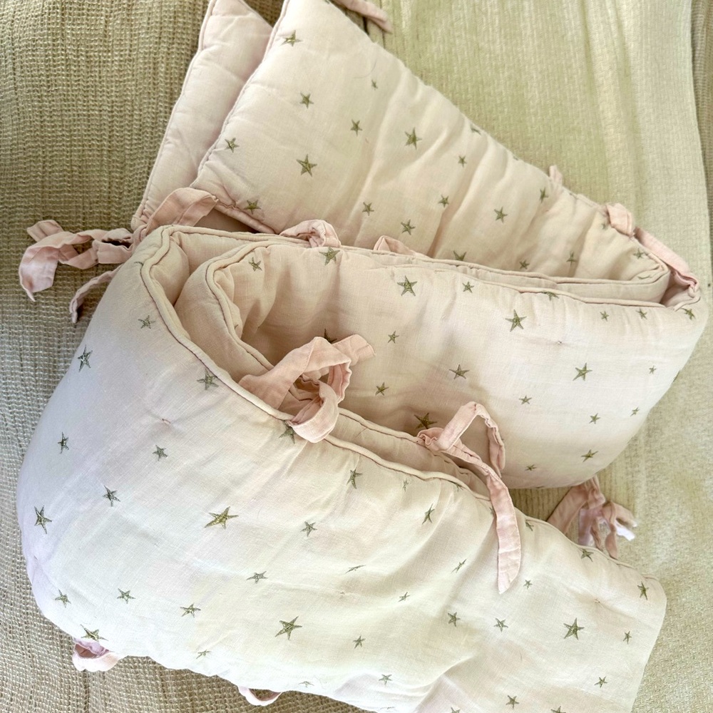 Emily & Meritt / pottery barn kids cotton crib bunting- blush